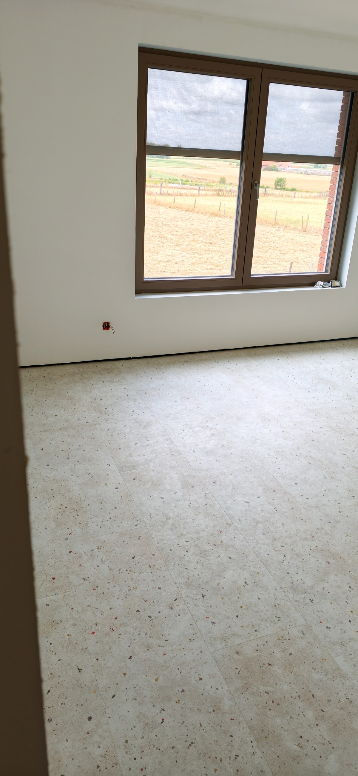 Plaatsen laminaat - Jarnobossu - Project foto 3 Plaatsen laminaat project afbeelding 3 van 9 door Jarnobossu
